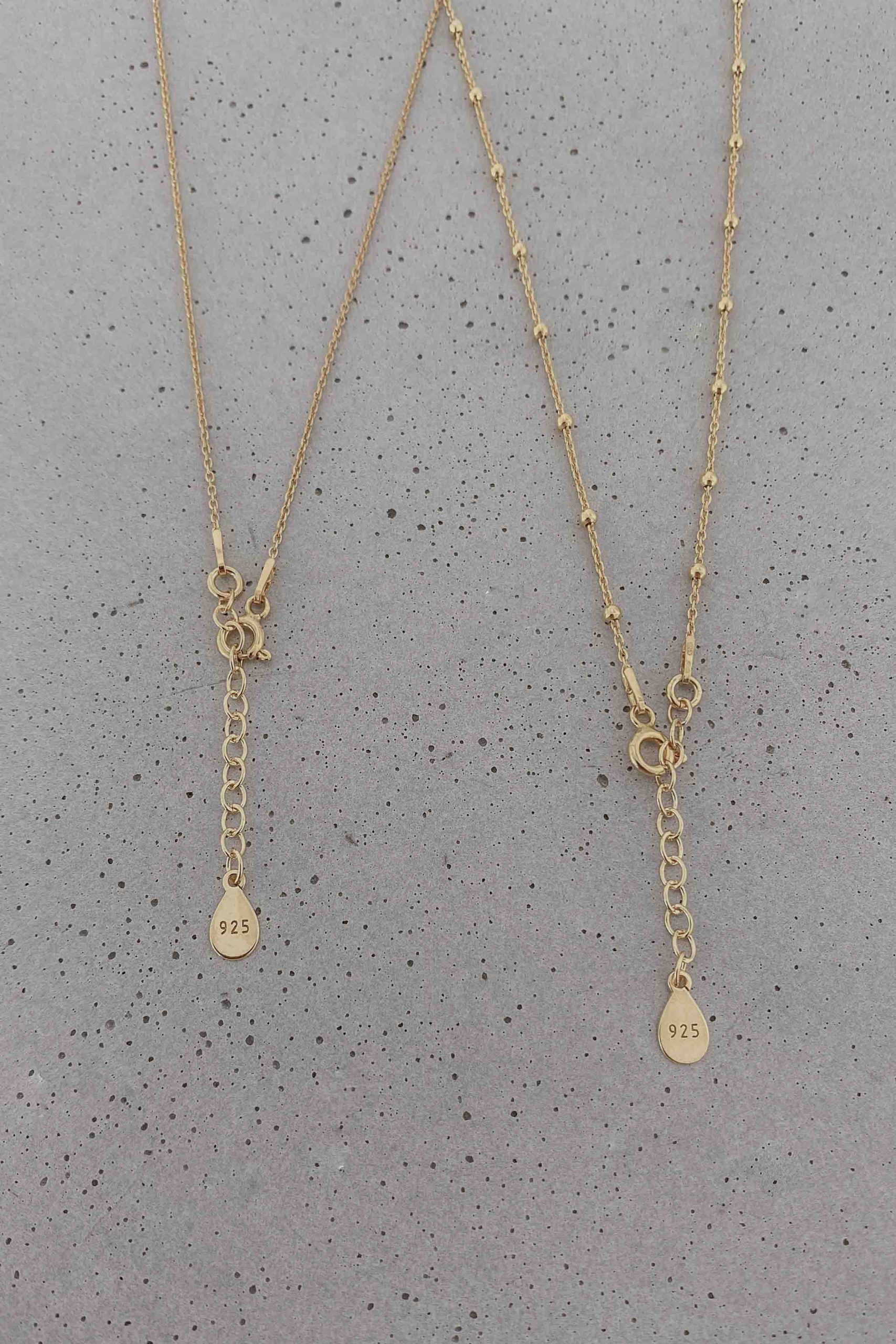 Halskette mit Gravur & Herzanhänger (Kugelkette) - Perlenbräute -  handgemachter Brautschmuck